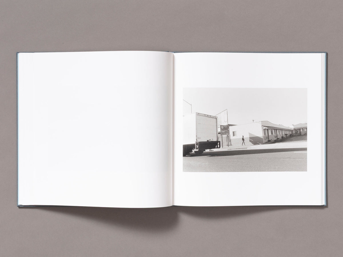 Hitchhike - Henry Wessel