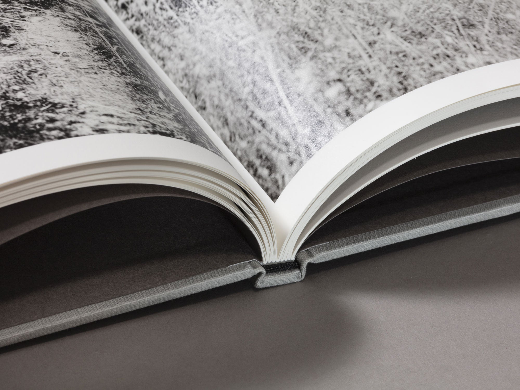 The Weight Of Ash - Ian Bates