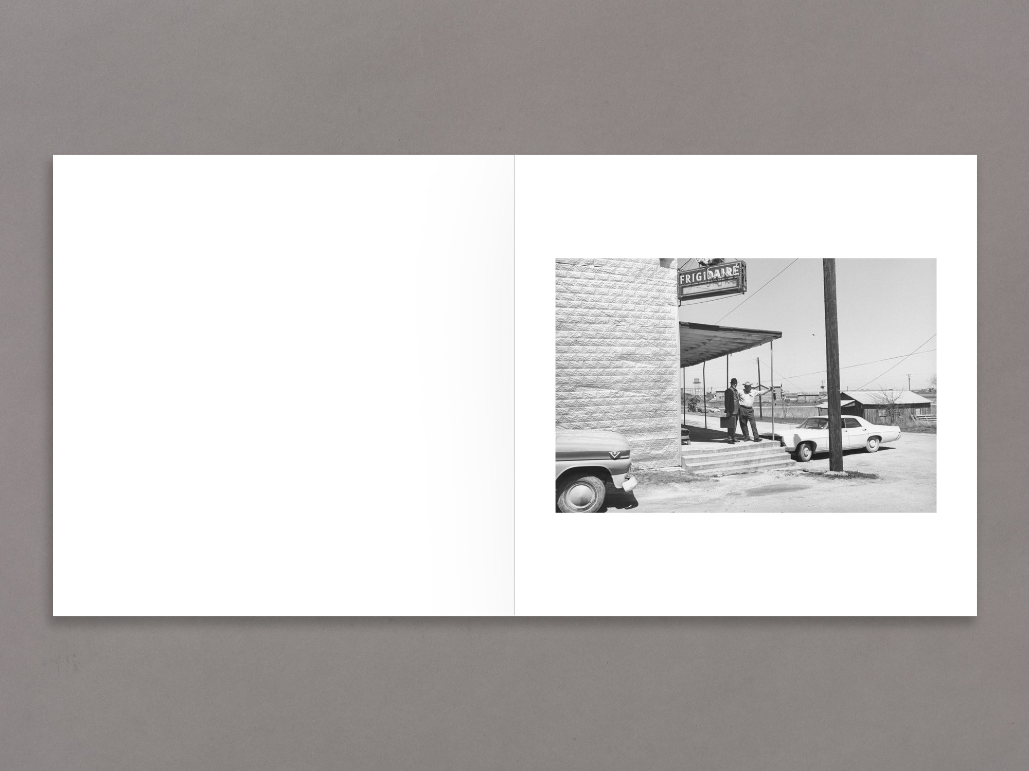 Hitchhike - Henry Wessel
